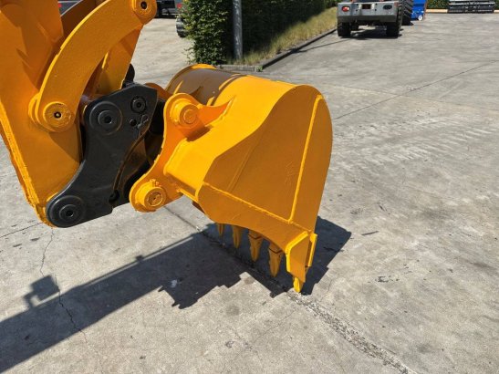 JCB 8056 Diesel Crawler Excavator 2011 8056 2011 2 Crawler Excavators image 40