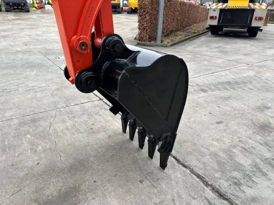 Midi excavator Kubota KX165-5 Diesel 2015 KX165-5 2015 2 image 10