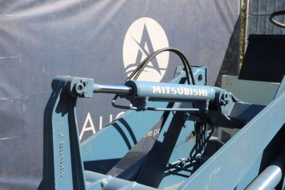 Articulated loader Mitsubishi WS200A Diesel 28HP WS200A 2 Wheel Loaders image 10
