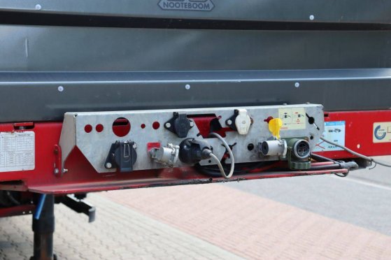 Semi-Low Loader Nooteboom MCOS-48-03 2017 Nooteboom MCOS-48-03 2017 2 Lowloader semi-trailers image 10