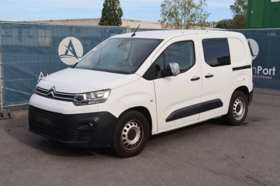 Citroen Berlingo Diesel Van 130hp 2019 (Margin) Citroën Berlingo 2019 2 Closed vans image 10