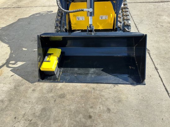Crawler skid steer loader Delano T360 Petrol 2026 Delano T360 2026 2 image 25