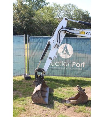 Crawler excavator Bobcat E32 Diesel 24kW 2016 E32 2016 2 Crawler Excavators image 10