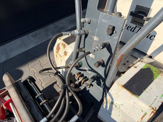 Weedtrac Diesel implement carrier with various attachments Weedtrac 2 image 10