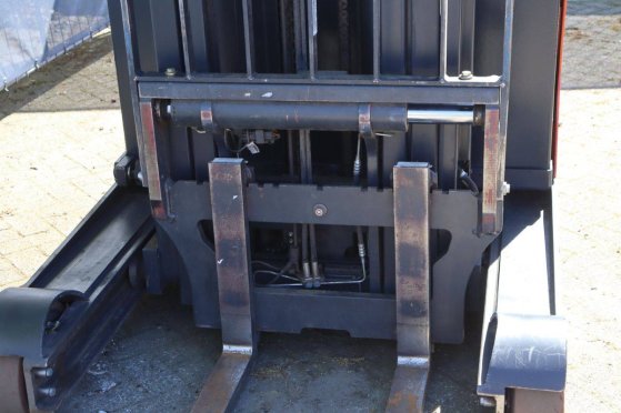 Linde R14-01 Electric Reach Truck 1400kg 2017 R14-01 2017 2 image 10