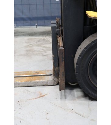 Forklift Hyundai 25D-9 Diesel 2330kg 5.0m 2017 25D-9 2017 2 Forklift image 10