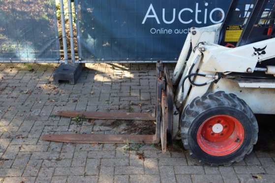 Skid steer loader Bobcat 343 Diesel 343 2 Wheel Loaders image 10