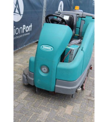 Tennant T16 Electric Scrubber 3.9kW 2013 TENNANT T16 2013 2 image 10