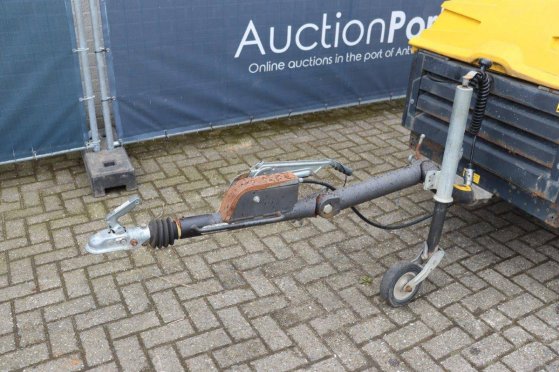 Compressor Atlas Copco XAS 67DD PE Diesel 2005 XAS 67DD PE 2005 2 Compressors image 10