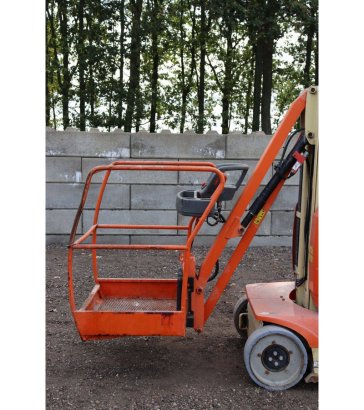 Mast lift JLG Toucan 10E Electric 200kg 10m 2013 Toucan 10E 2013 2 image 10