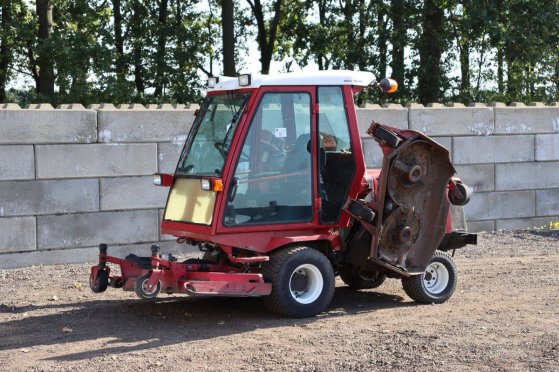 Mower Toro Groundmaster 4000-D Diesel 2007 Toro Groundmaster 4000-D 2007 2 image 10