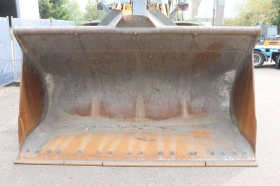 Liebherr L566 Diesel Wheel Loader 190kW 2014 L566 2014 2 Wheel Loaders image 10