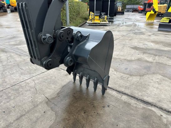 Midi excavator Volvo EC55B Diesel 2012 EC55B 2012 2 Crawler Excavators image 10