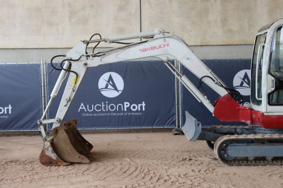 Crawler excavator Takeuchi TB150C Diesel 27.3kW 2012 TB150C 2012 2 Crawler Excavators image 10