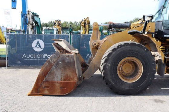 Caterpillar 966M Diesel 222kW Wheel Loader 2015 261 2015 2 Wheel Loaders image 10