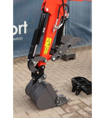 Mini Excavator Eagle Machinery LB18 Diesel 21kW 2026 New LB18 2026 1 image 25