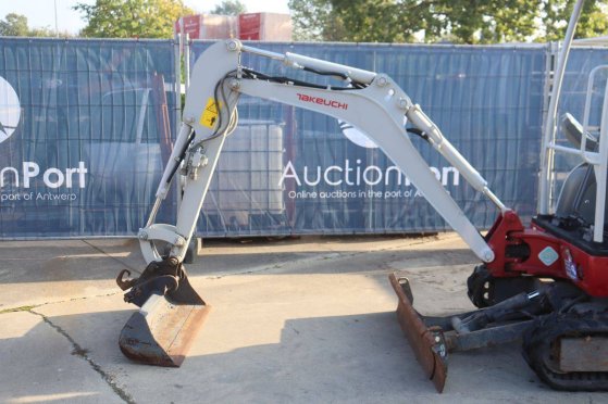Mini excavator Takeuchi TB216 Hybrid 11.5kW 2021 TB216 2021 2 image 10
