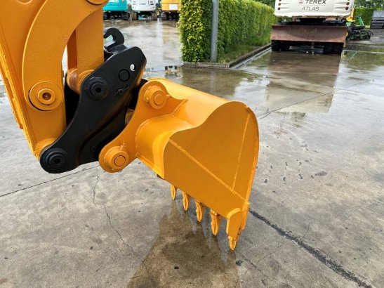Midi excavator Hyundai R60VS Diesel 2016 R60VS 2016 2 Crawler Excavators image 10
