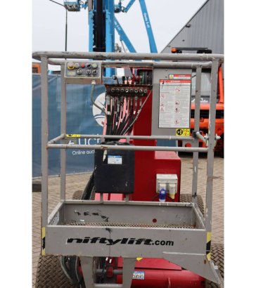 Niftylift HR12 NDE Articulated Boom Lift Electric+Diesel 12.2m 2004 Niftylift HR12 NDE 2004 2 image 10