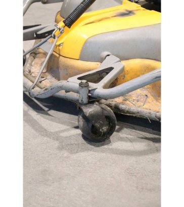 Stiga Park Pro 25 AWD Petrol Ride-on Mower 2011 Stiga Park Pro 25 AWD 2011 2 image 11