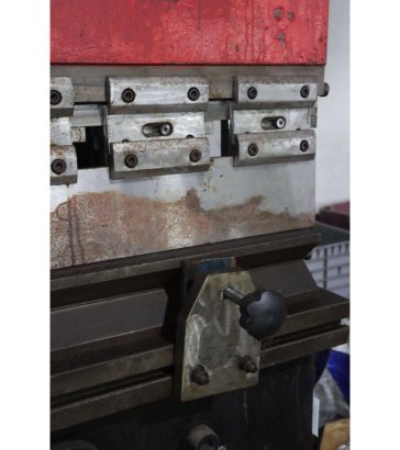 Press brake Shandong WF67Y Electric 200t 2010 Shandong WF67Y 2010 2 image 11
