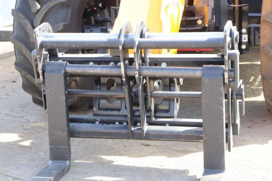 Telehandler Dieci 296 AGRI PLUS 42.7 VS EVO2 Diesel 114kW 4200kg 7.2m 2023 Demo Dieci 296 AGRI PLUS 42.7 VS EVO2 2023 2 im...