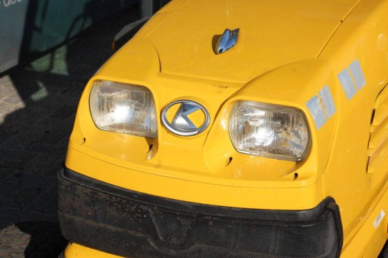 Mini tractor Kubota STV40 Diesel 2006 with sweeping brush Version STV40 2006 2 image 11