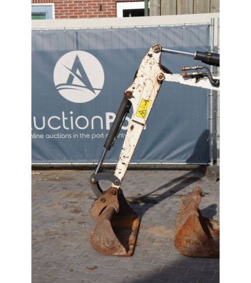 Mini excavator Bobcat E16 Diesel 10.2kW 2014 E16 2014 2 image 11