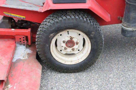 Toro Groundsmaster 220-D Diesel Ride-on Mower Toro Groundsmaster 220-D 2 image 11