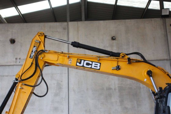 Crawler excavator JCB JS131LC Diesel 55kW 2018 JS131LC 2018 2 Crawler Excavators image 11