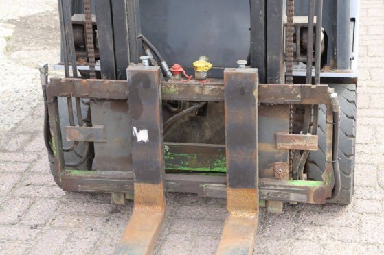Nissan 1N1L18Q Electric Forklift 1250kg 4.75m 2011 1N1L18Q 2011 2 Forklift image 11