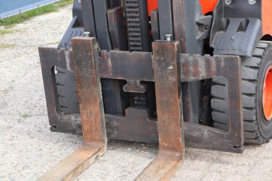Linde E30-03-600 Electric Forklift 3000kg 5.0m 2005 E30-03-600 2005 2 Forklift image 11