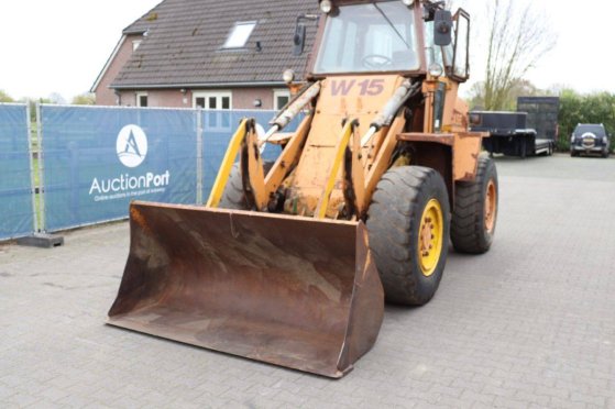 Case W15 Diesel Wheel Loader 85kW 1989 W15 1989 2 image 11