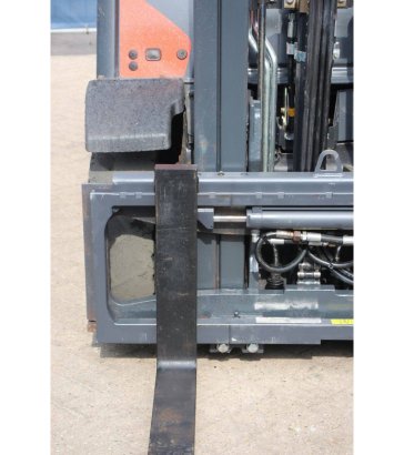 Linde H20D-02/600 Diesel Forklift 2000kg 4.7m 2017 H20D-02/600 2017 2 Forklift image 11