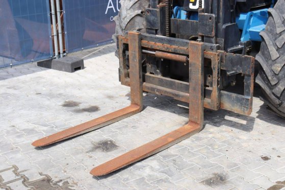 Rough-Terrain Forklift JCB 930 Diesel 3000kg 5.5m 2018 930 2018 2 Rough Terrain Forklift image 11