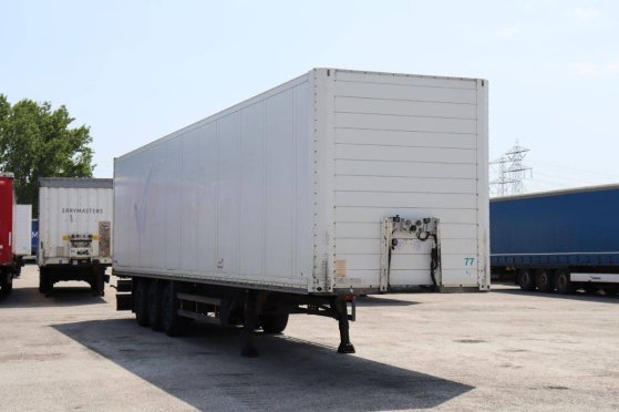Closed Semi-Trailer Schmitz Cargobull SKO24 2011 Schmitz Cargobull SKO24 2011 2 Box semi-trailers image 11