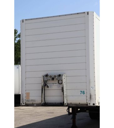 Closed Semi-Trailer Schmitz Cargobull SKO24 2011 Schmitz Cargobull SKO24 2011 2 Box semi-trailers image 11