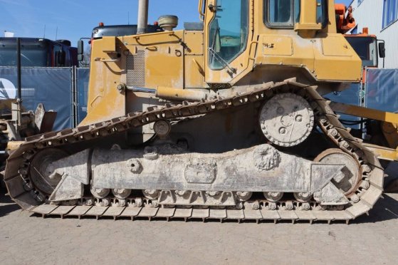 Bulldozer Caterpillar D5H LGP Series II Diesel 1994 D5H LGP Series II 1994 2 Dozers image 11