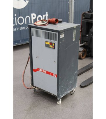 Linde R16X-03 Electric Reach Truck 1600kg 10m 2017 R16X-03 2017 2 image 11