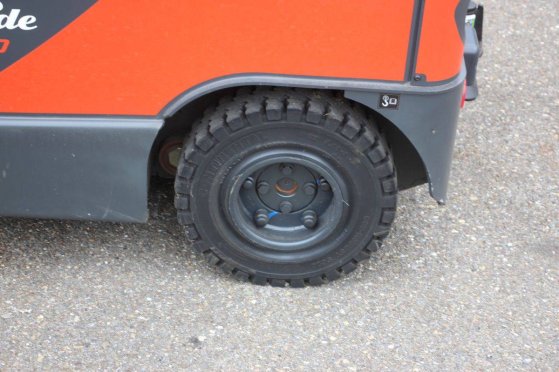 Linde P60 Electric Tractor 150kg 2022 P60 2022 2 image 25