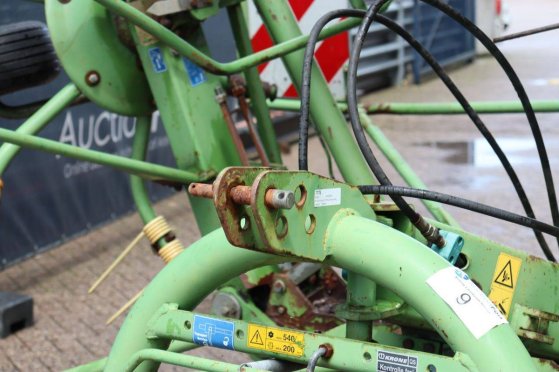 Hay tedder Krone KW8.80/8 2004 KW 8.80/8 2004 2 image 11