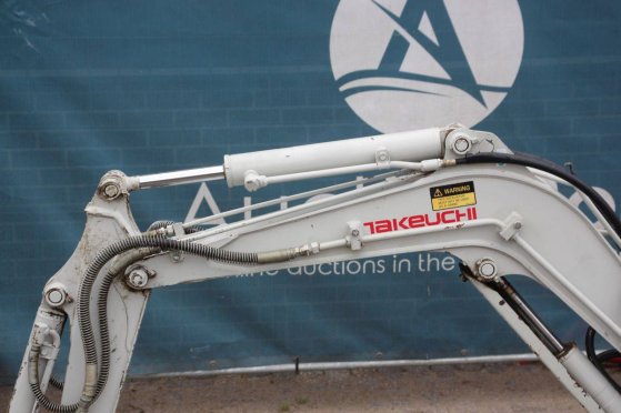 Mini excavator Takeuchi TB108 Diesel 2006 TB108 2006 2 image 11