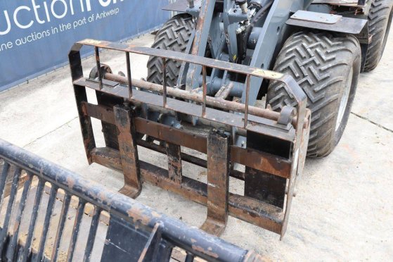 Articulated loader Giant V452T Diesel 33kW 2011 Giant V452T 2011 2 image 11