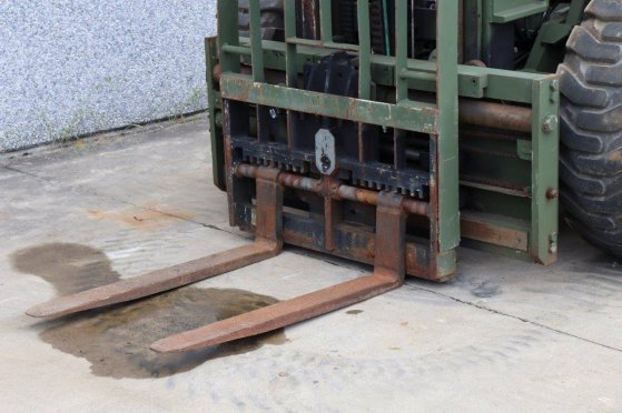 Forklift Case MHE270 Diesel 1800kg 7.3m 1996 MHE270 1996 2 Forklift image 11