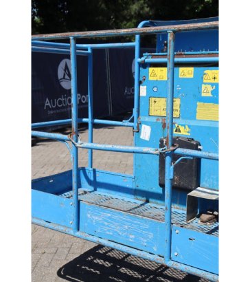 Telescopic boom lift Genie S-45 Diesel 227kg 13.2m 2012 S-45 2012 2 image 11