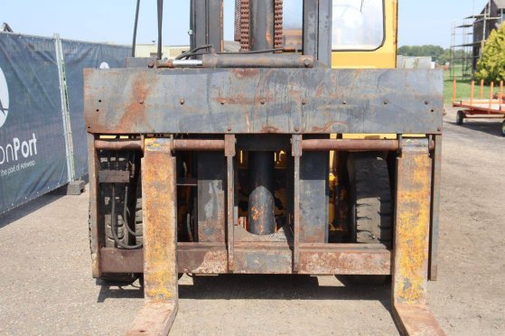 Forklift Caterpillar B22 Diesel 10205kg 4.87m B22 2 Forklift image 11