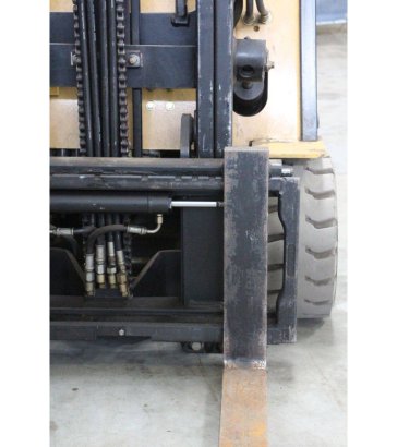 Caterpillar EP20KT Electric Forklift 2000kg 4.03m 2005 EP20KT 2005 2 Forklift image 11