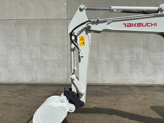 Midi excavator Takeuchi TB135 Diesel 2014 TB135 2014 2 image 11