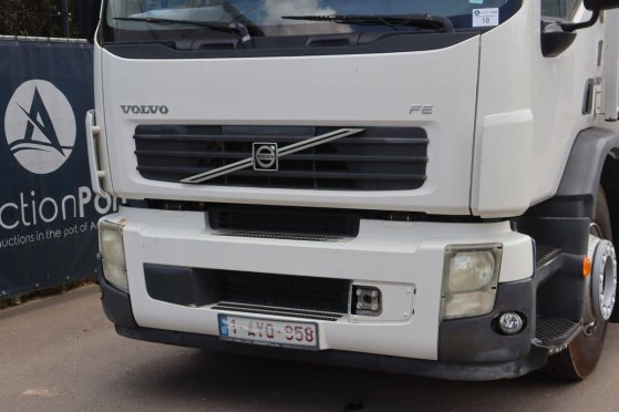Box truck Truck Volvo FE280 Refrigerated Diesel 2007 FE280 frigo 2007 2 image 11