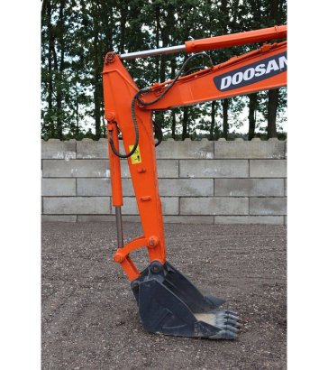 Doosan DH55-V Crawler Excavator Diesel 40kW 2010 Doosan DH55-V 2010 2 Crawler Excavators image 11
